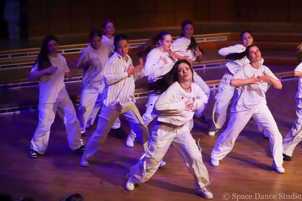 gala-space-dance-studio-115838