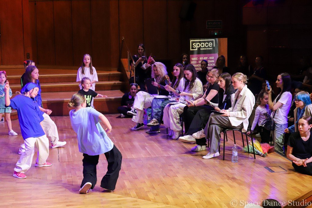 gala-space-dance-studio-115838