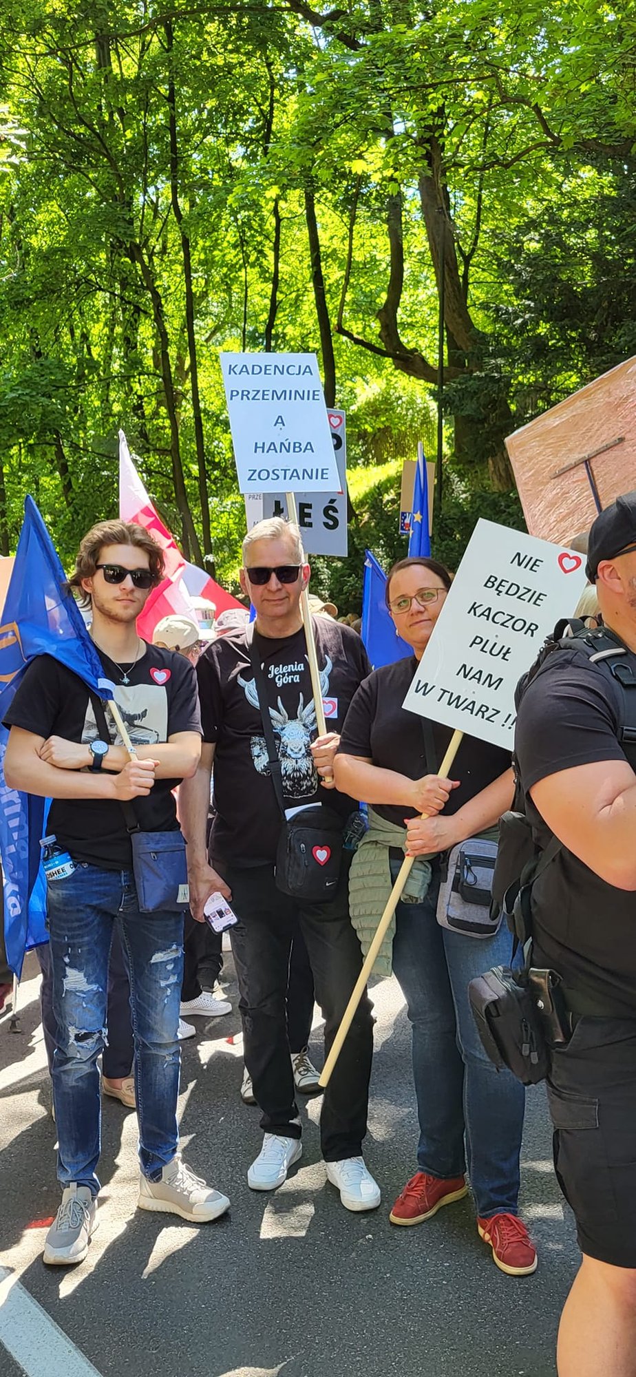 jeleniogorzanie-na-manifestacji-w-warszawie-115852