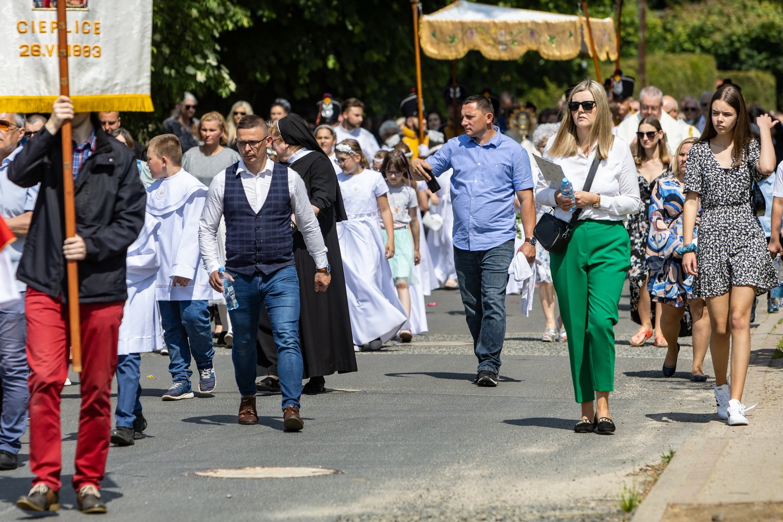 procesja-bozego-ciaa-w-jeleniej-gorzecieplicach-115934