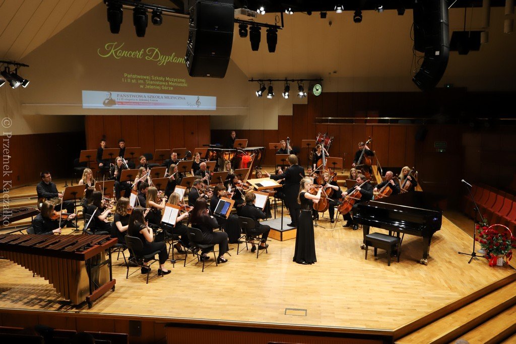 koncert-dyplomantow-szkoy-muzycznej-115971