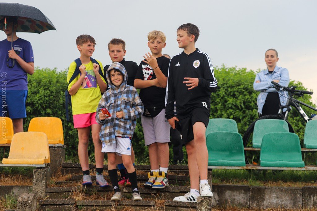orze-pewnie-pokona-rezerwy-karkonoszy-116011