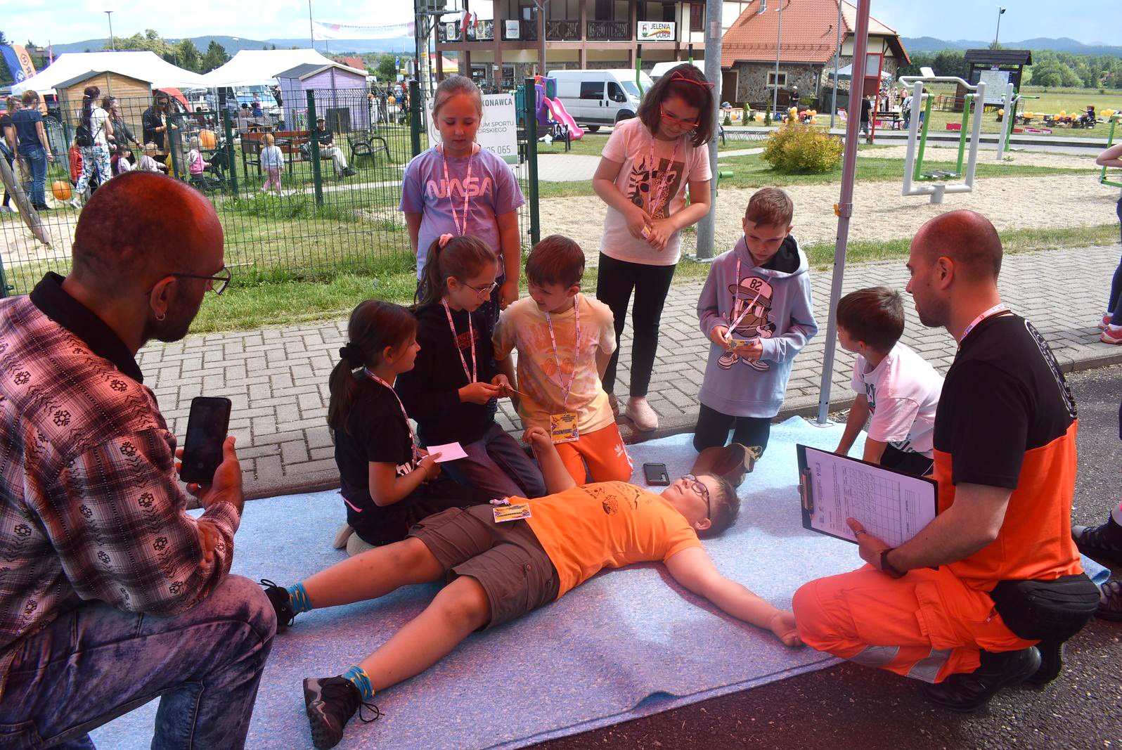 piknik-w-sobieszowie-dla-maych-ratownikow-116160