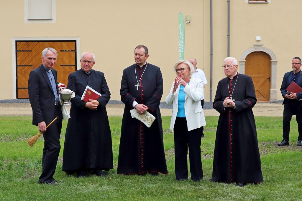 centrum-kpn-zostao-oficjalnie-otwarte-116261