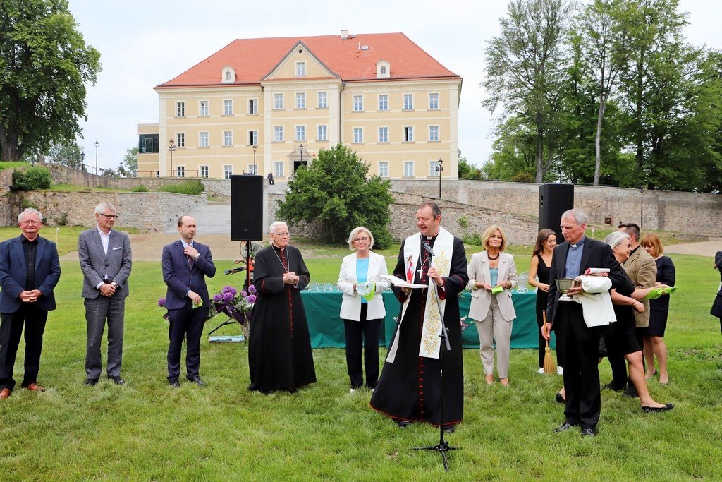 centrum-kpn-zostao-oficjalnie-otwarte-116261