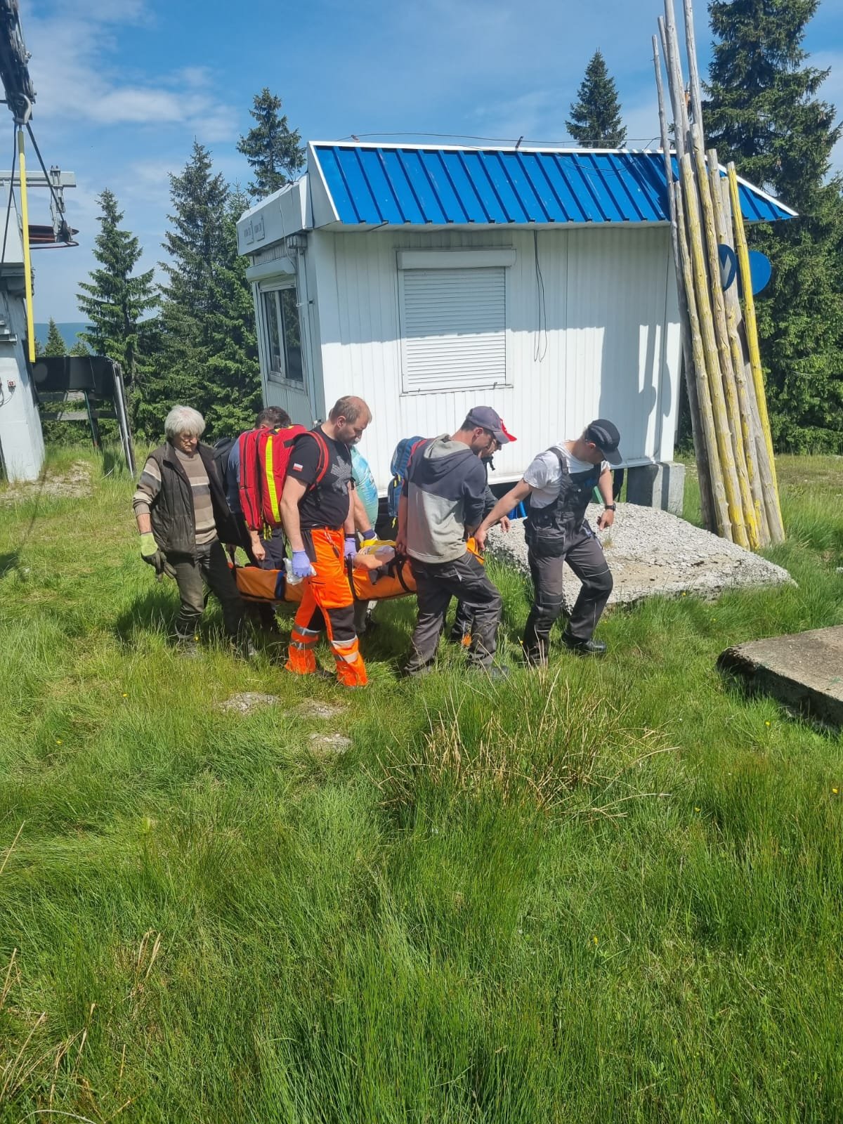akcja-ratunkowa-pogotowia-na-hali-szrenickiej-116299