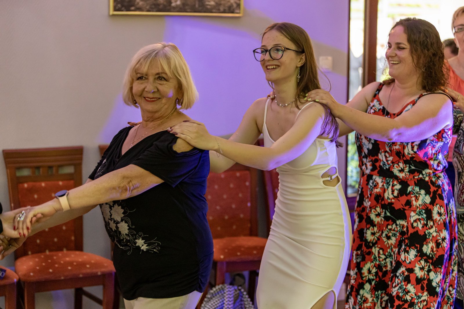 piekny-bal-na-pozegnanie-116335