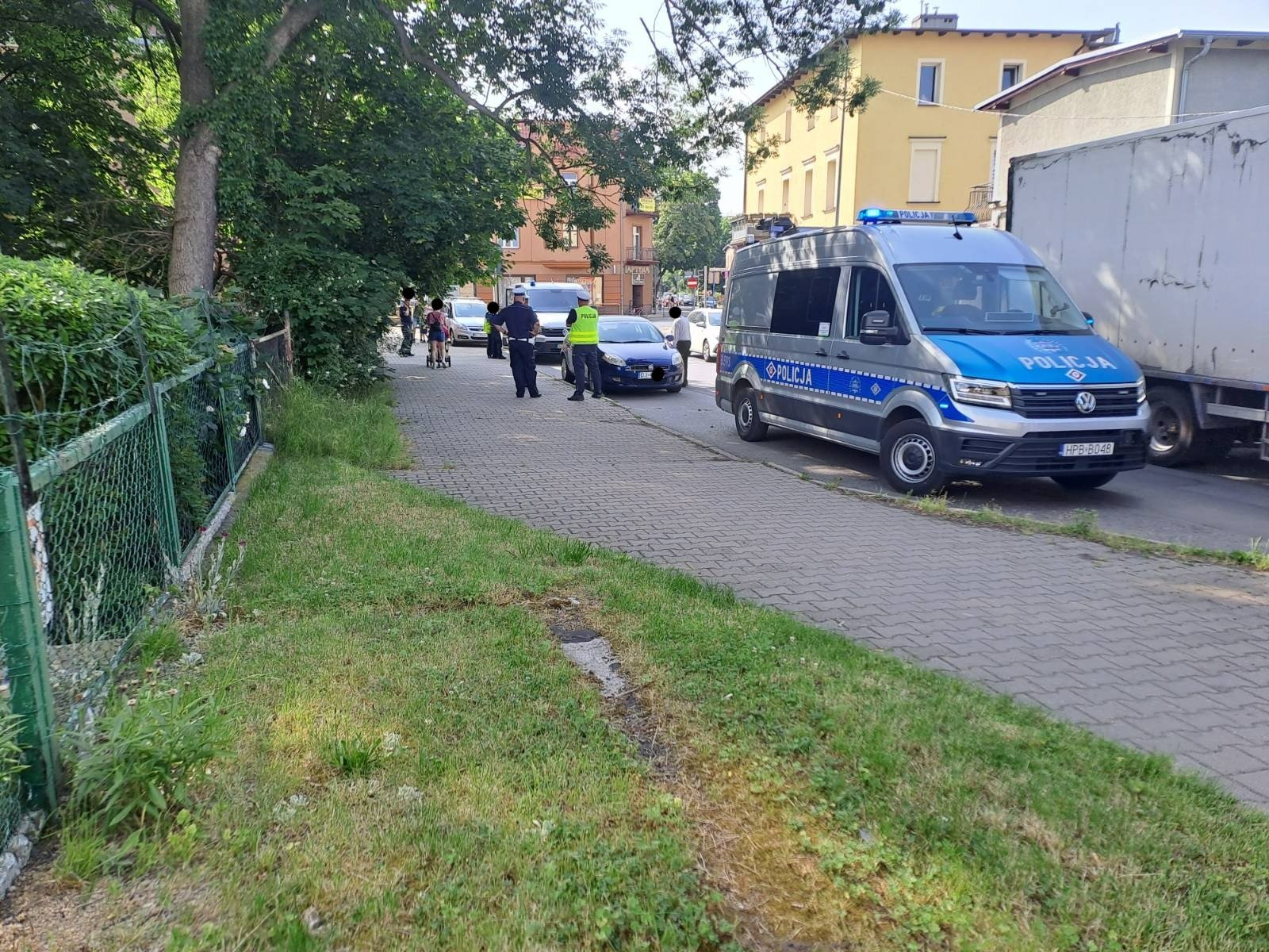 zderzenie-radiowozu-na-sygnaach-z-fiatem-116349