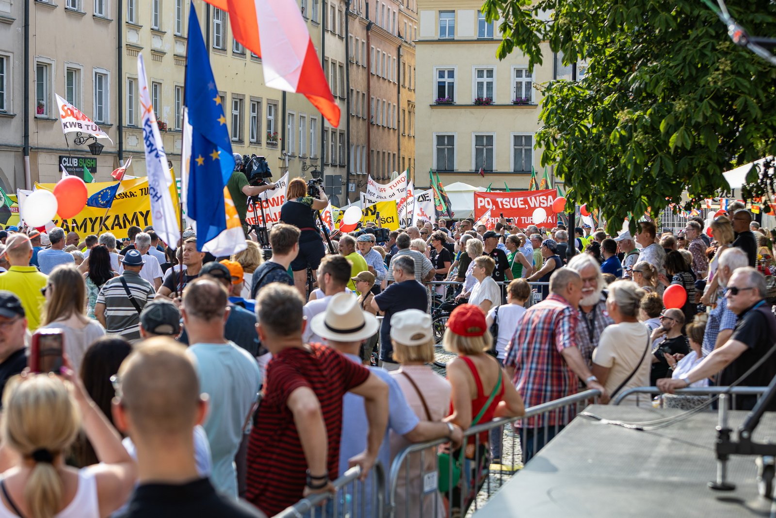 tumy-na-spotkaniu-z-donaldem-tuskiem-116365