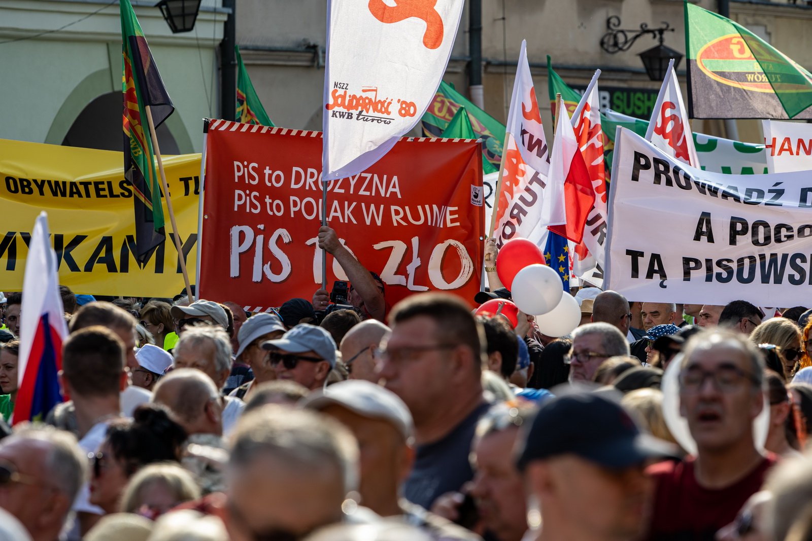 tumy-na-spotkaniu-z-donaldem-tuskiem-116365