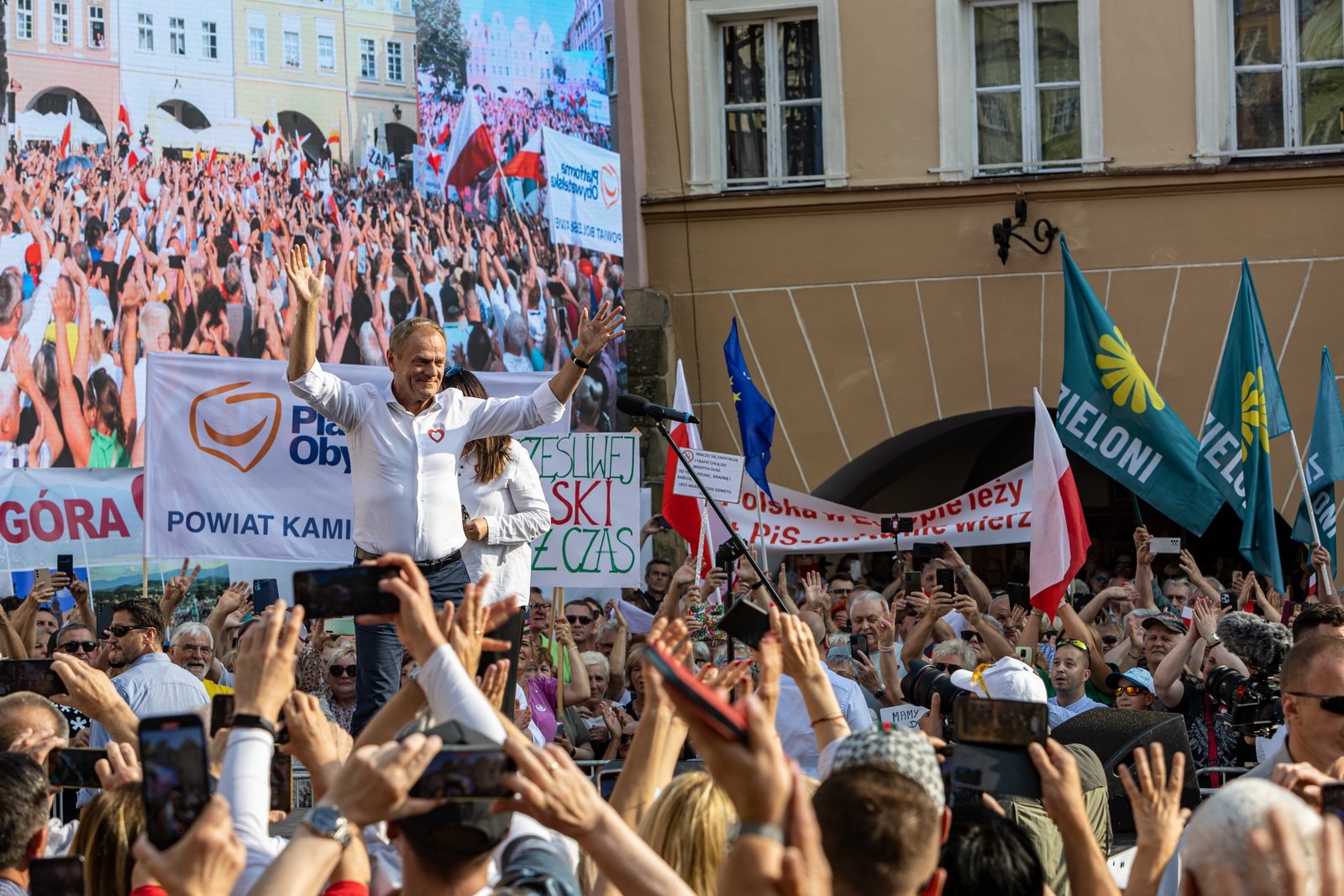 tumy-na-spotkaniu-z-donaldem-tuskiem-116365