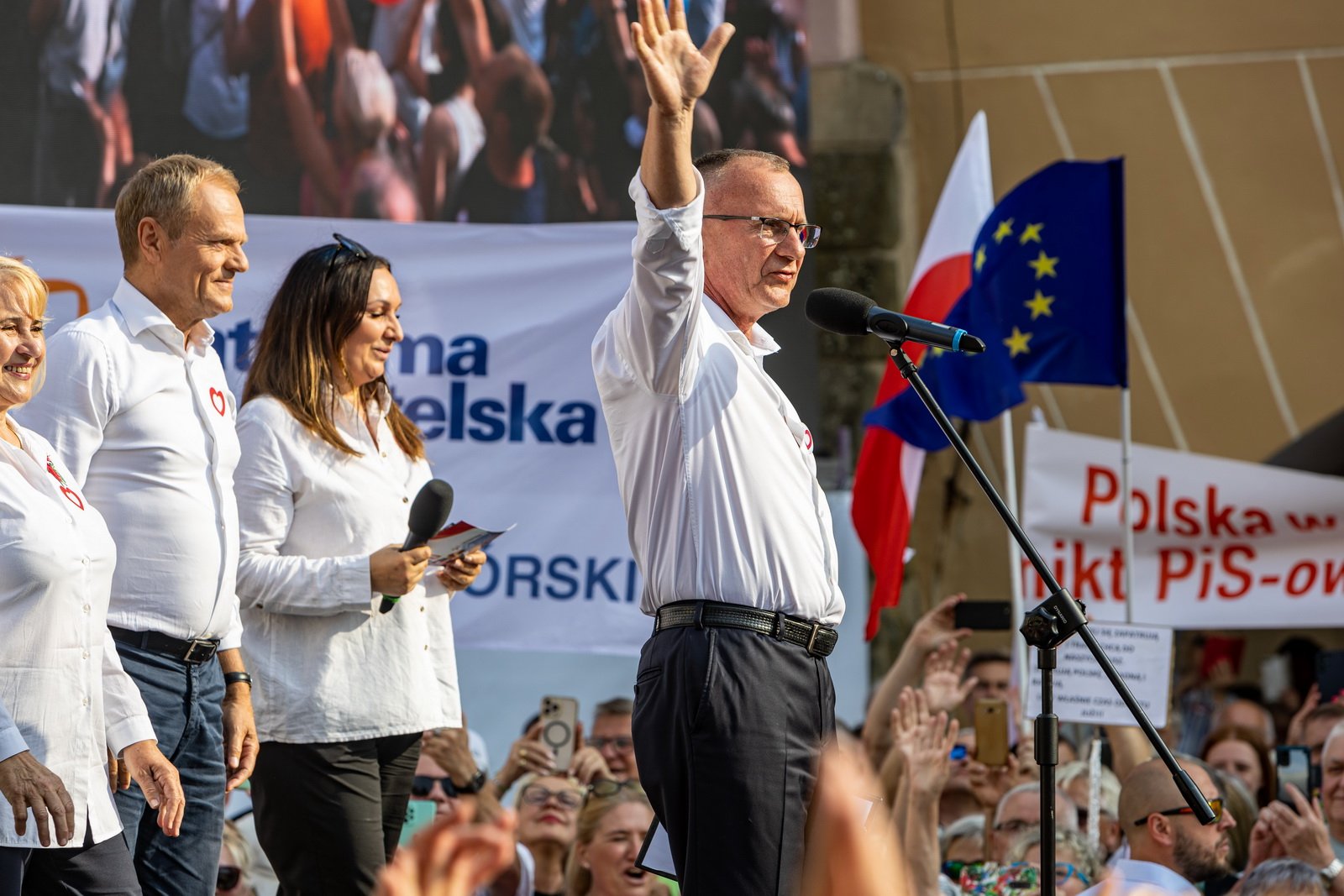 tumy-na-spotkaniu-z-donaldem-tuskiem-116365