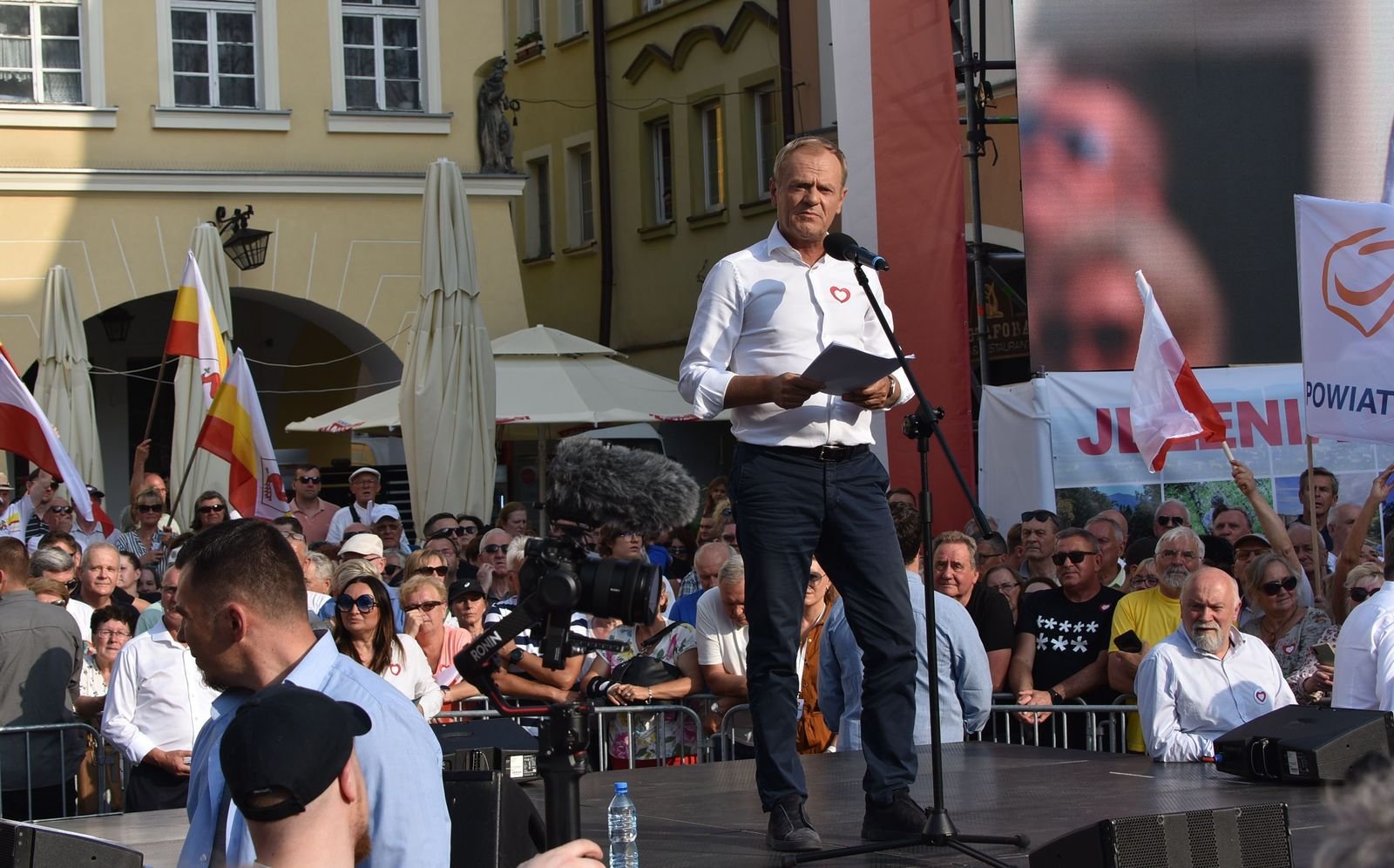 tumy-na-spotkaniu-z-donaldem-tuskiem-116365