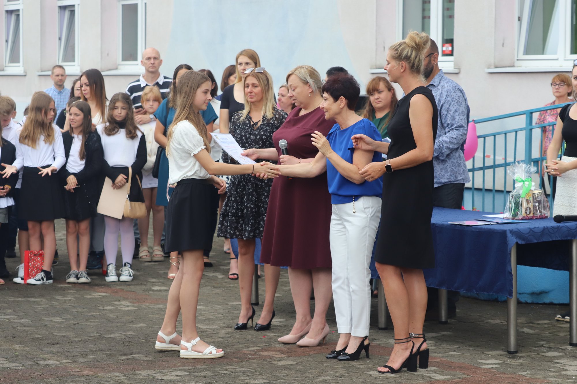 juz-wakacje-ostatni-dzwonek-w-trzynastce-116376