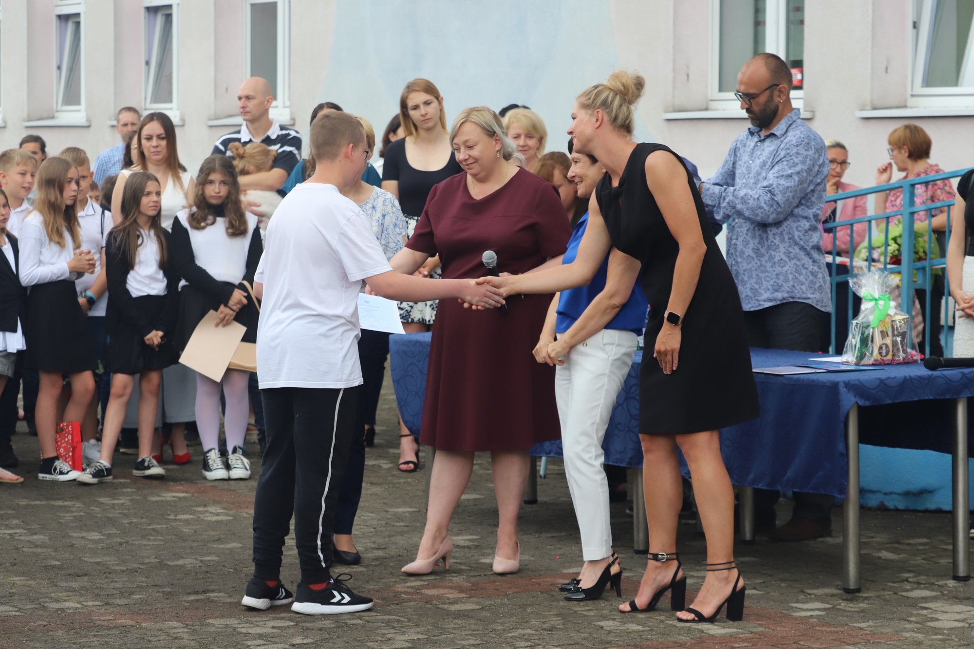 juz-wakacje-ostatni-dzwonek-w-trzynastce-116376