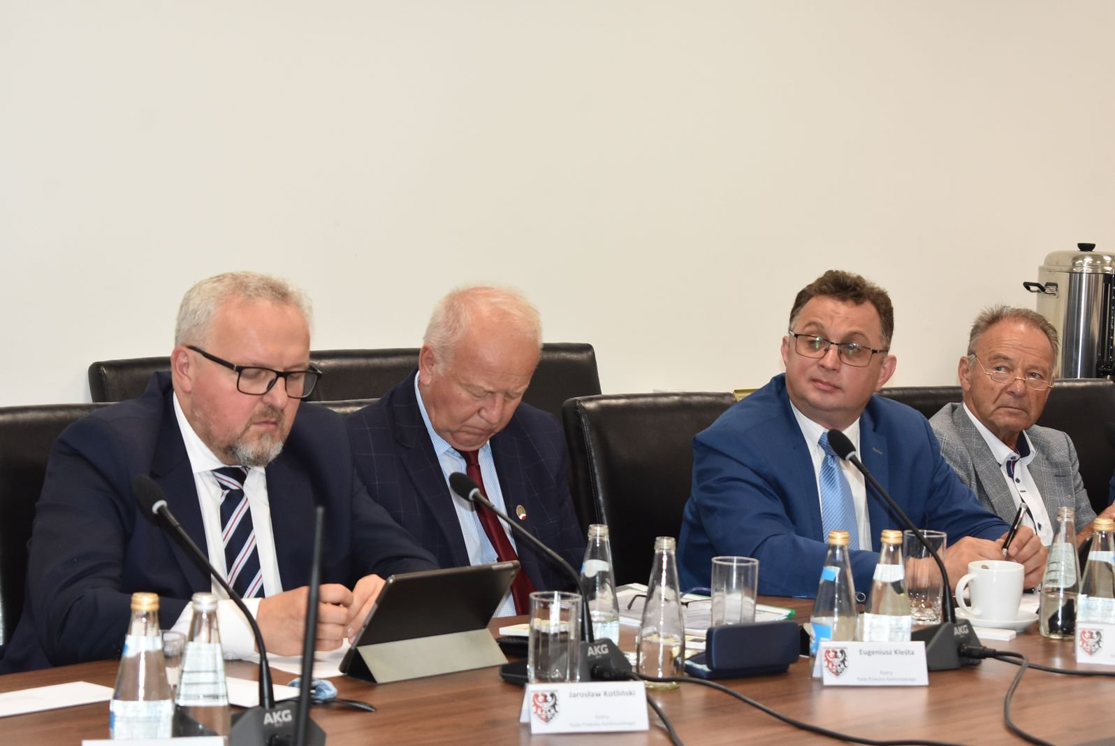 absolutorium-dla-zarzadu-powiatu-karkonoskiego-116394