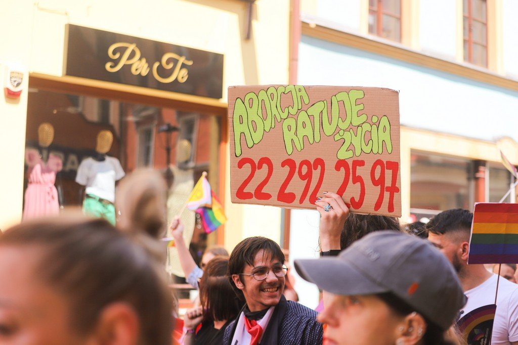 kolorowy-i-radosny-marsz-rownosci-116408