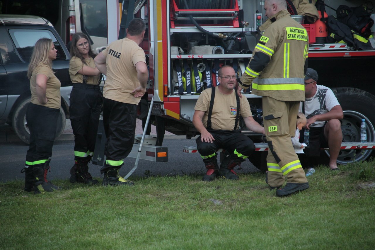 noc-swietojanska-u-podnoza-sniezki-116417