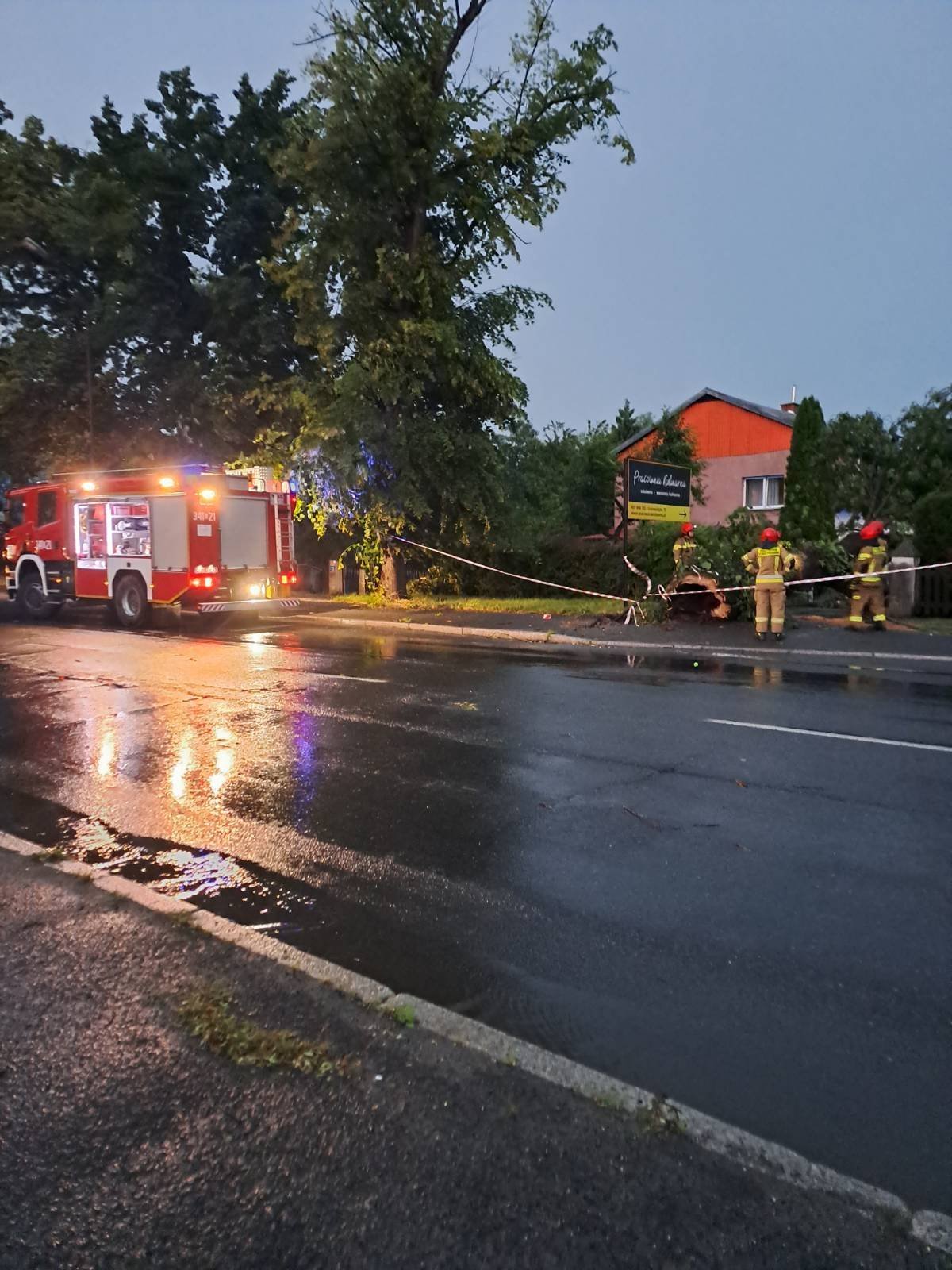 suzby-usuwaja-szkody-po-nawanicy-116472