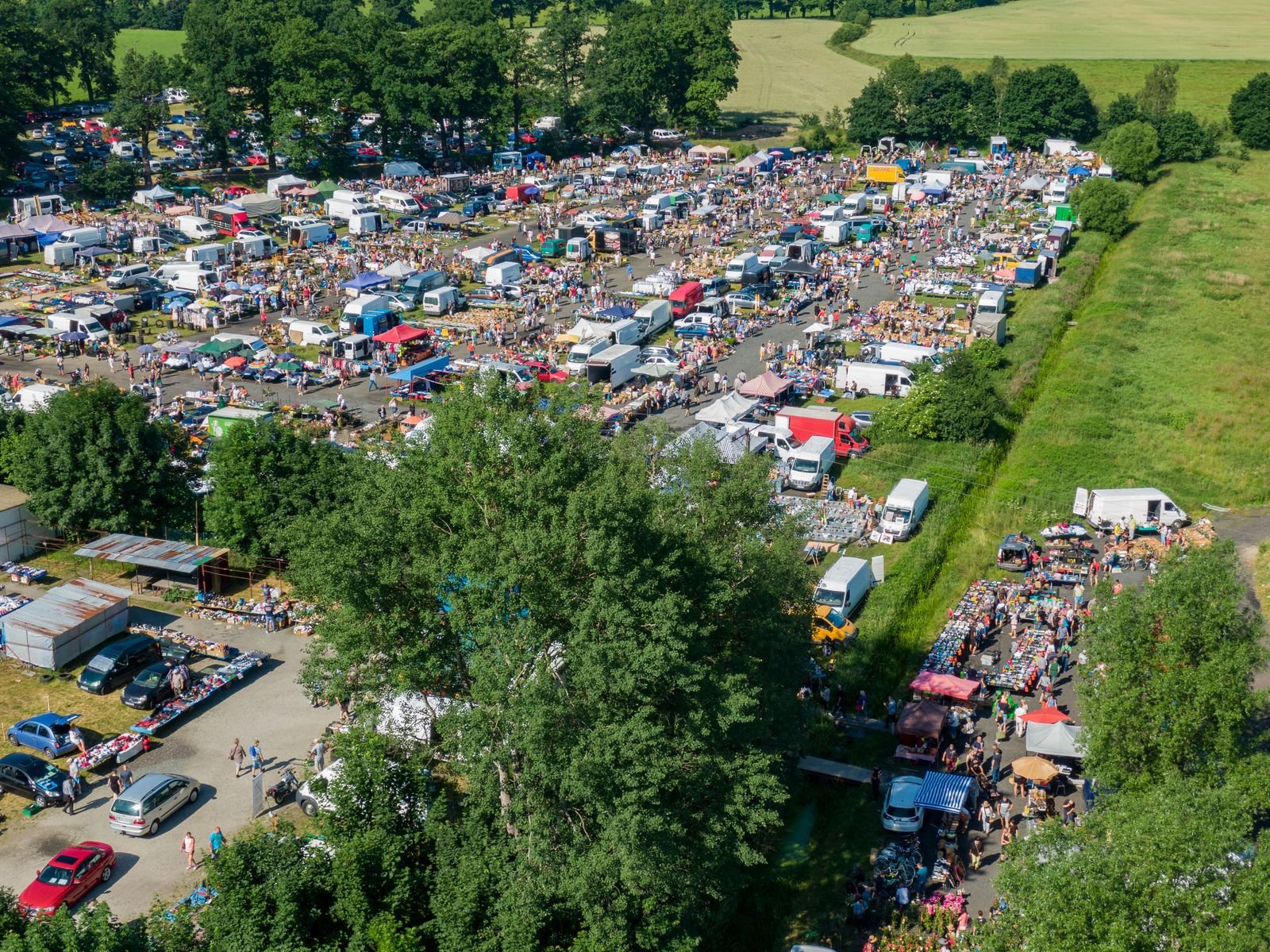 targowisko-roznosci-na-cieplickiej-giedzie-116499