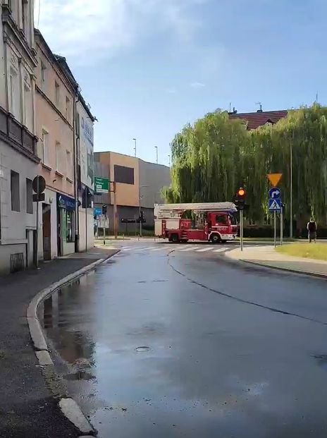 pozar-skrzynki-energetycznej-w-wiezowcu-116502