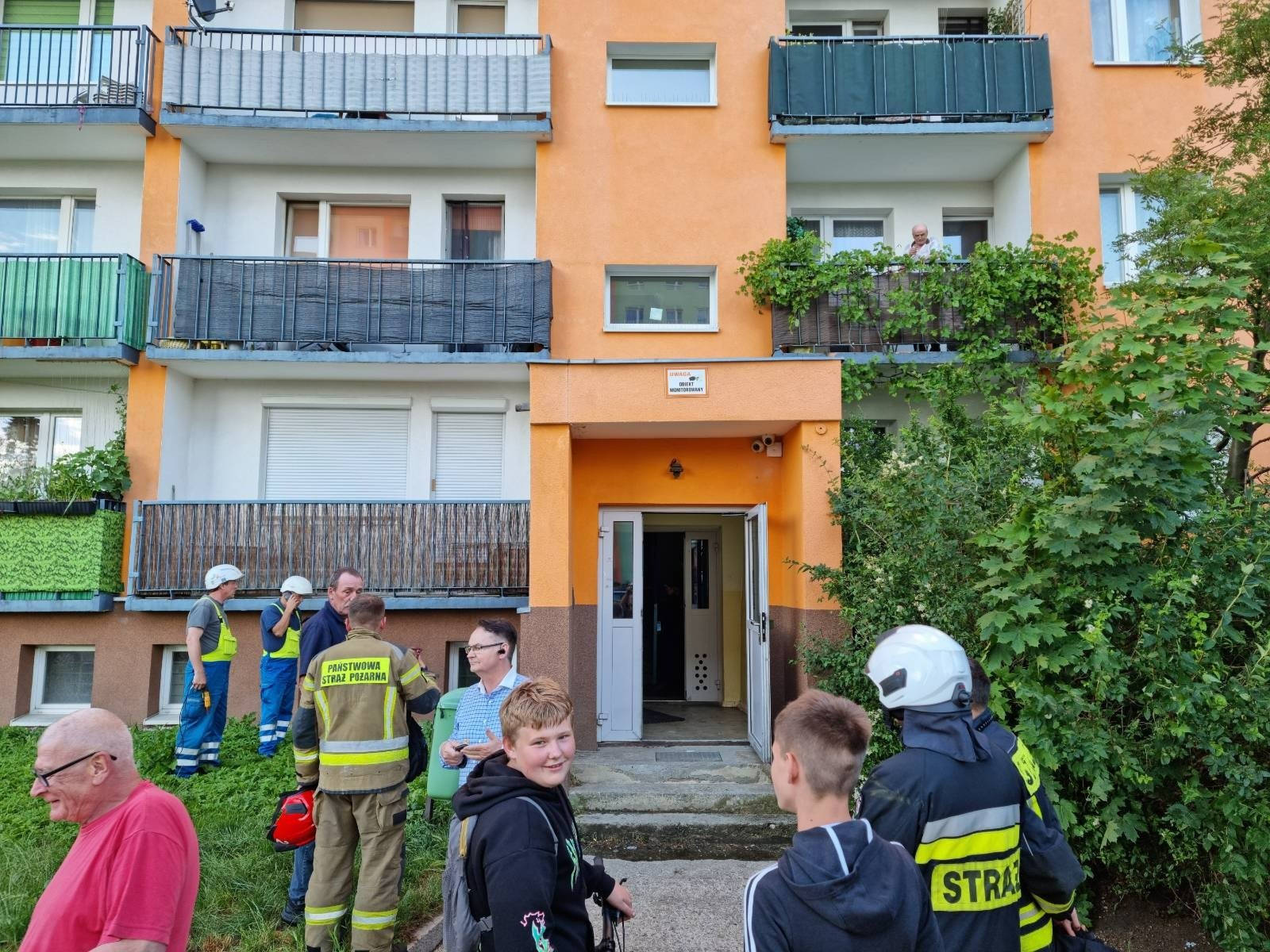 pozar-skrzynki-energetycznej-w-wiezowcu-116502