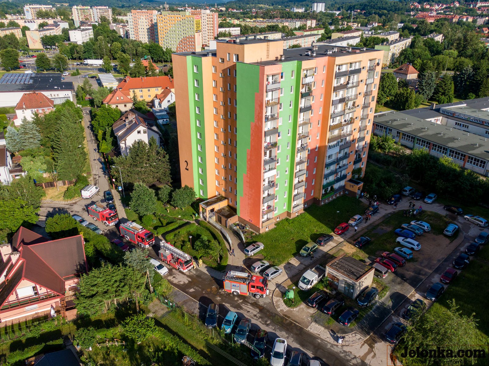 pozar-skrzynki-energetycznej-w-wiezowcu-116502