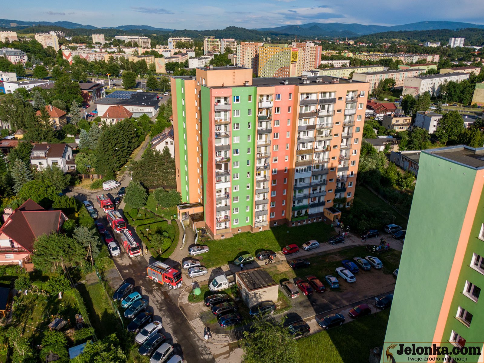 pozar-skrzynki-energetycznej-w-wiezowcu-116502