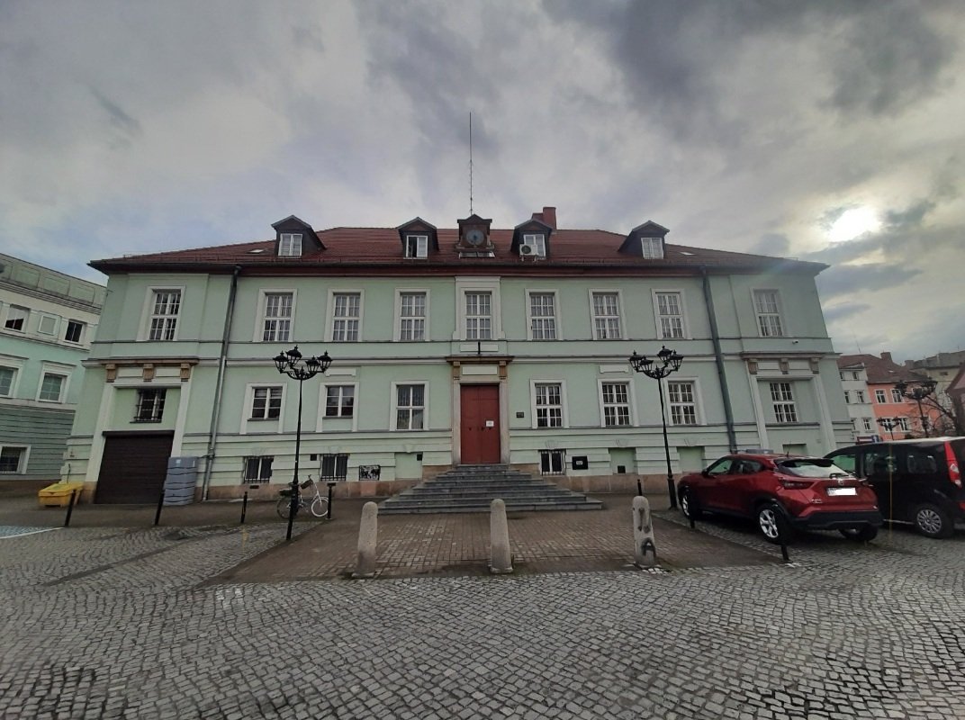 ratusz-zamkniety-116506