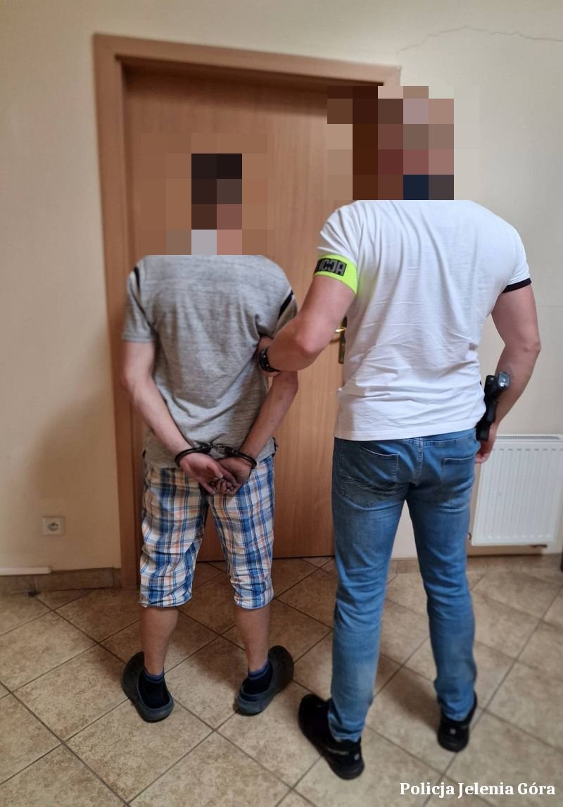 odpowie-za-kradziez-telefonu-116675