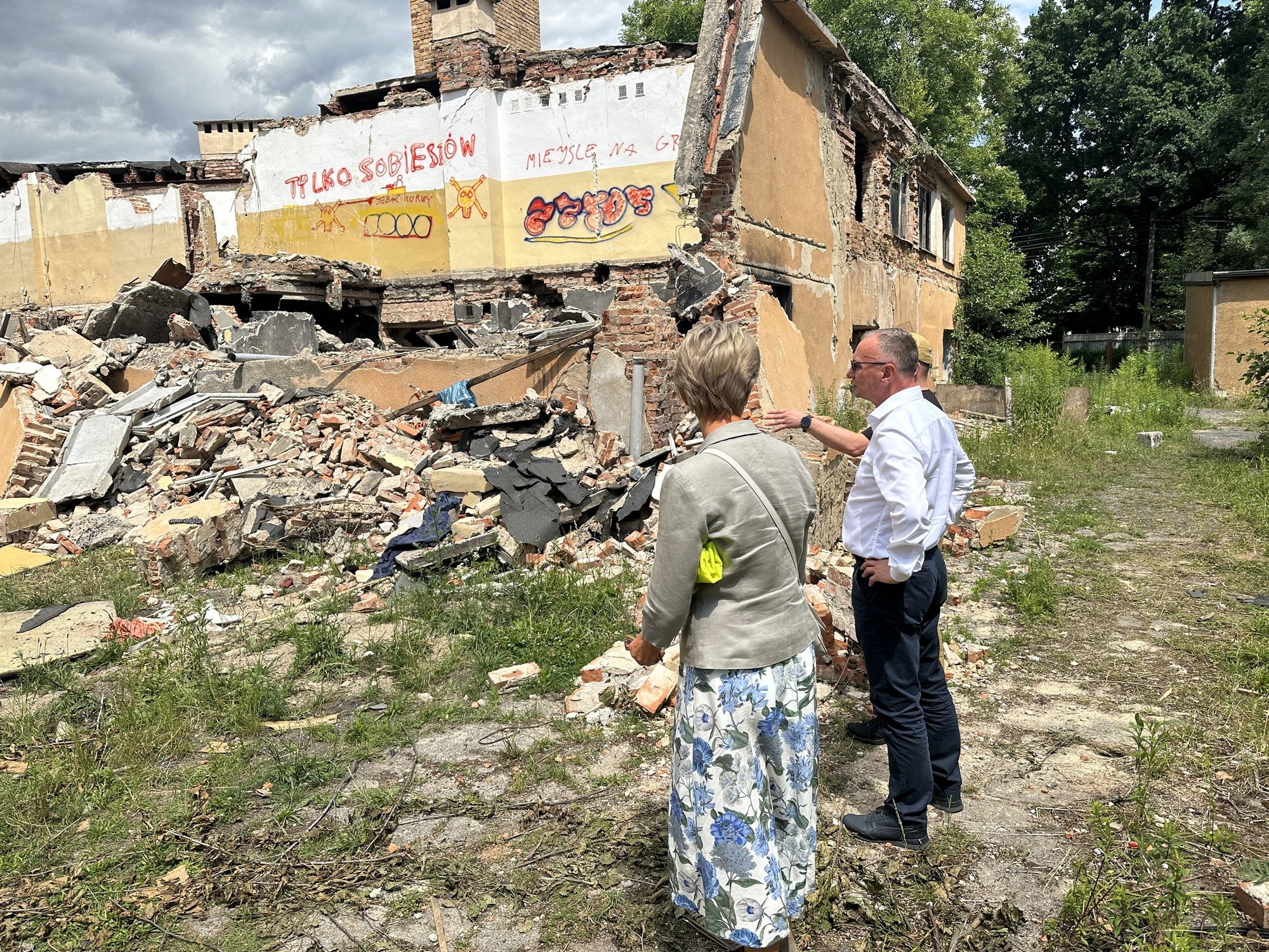 prezydent-interweniuje-w-sprawie-zrujnowanej-szkoy-116722