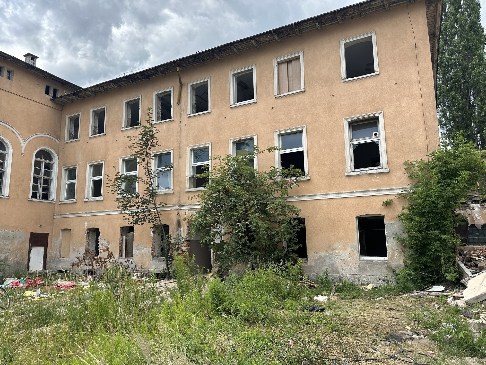 prezydent-interweniuje-w-sprawie-zrujnowanej-szkoy-116722