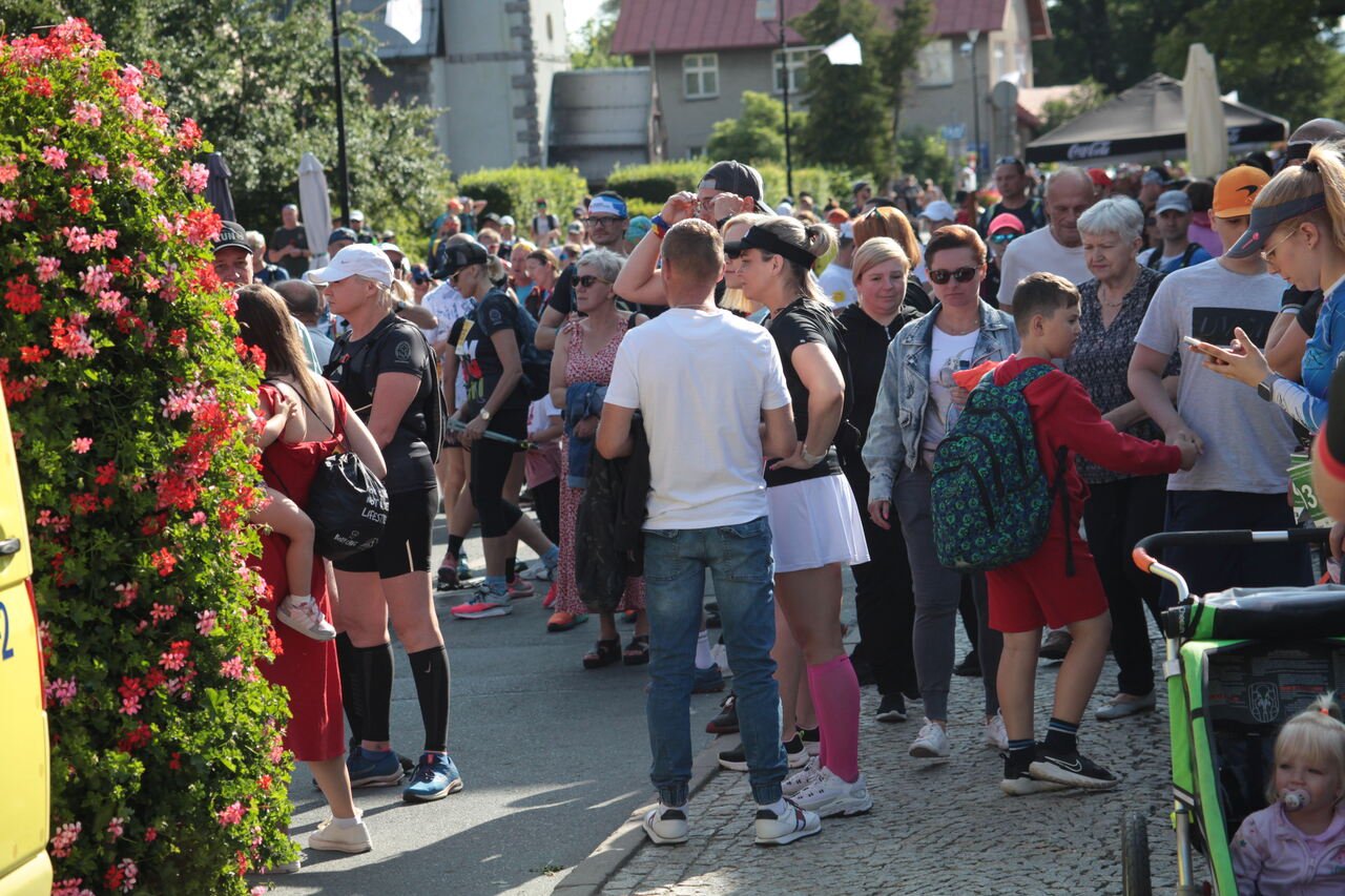 prawie-1000-osob-biego-na-sniezke-116724