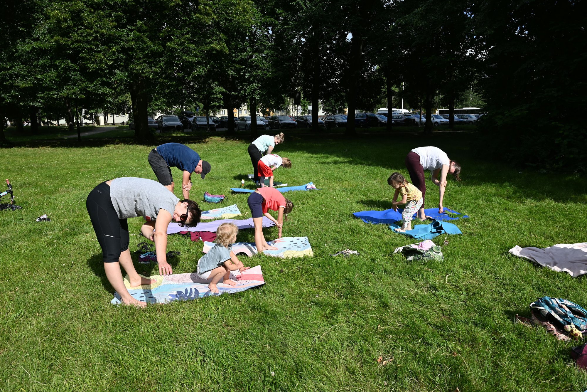 joga-rodzinna-w-parku-116746