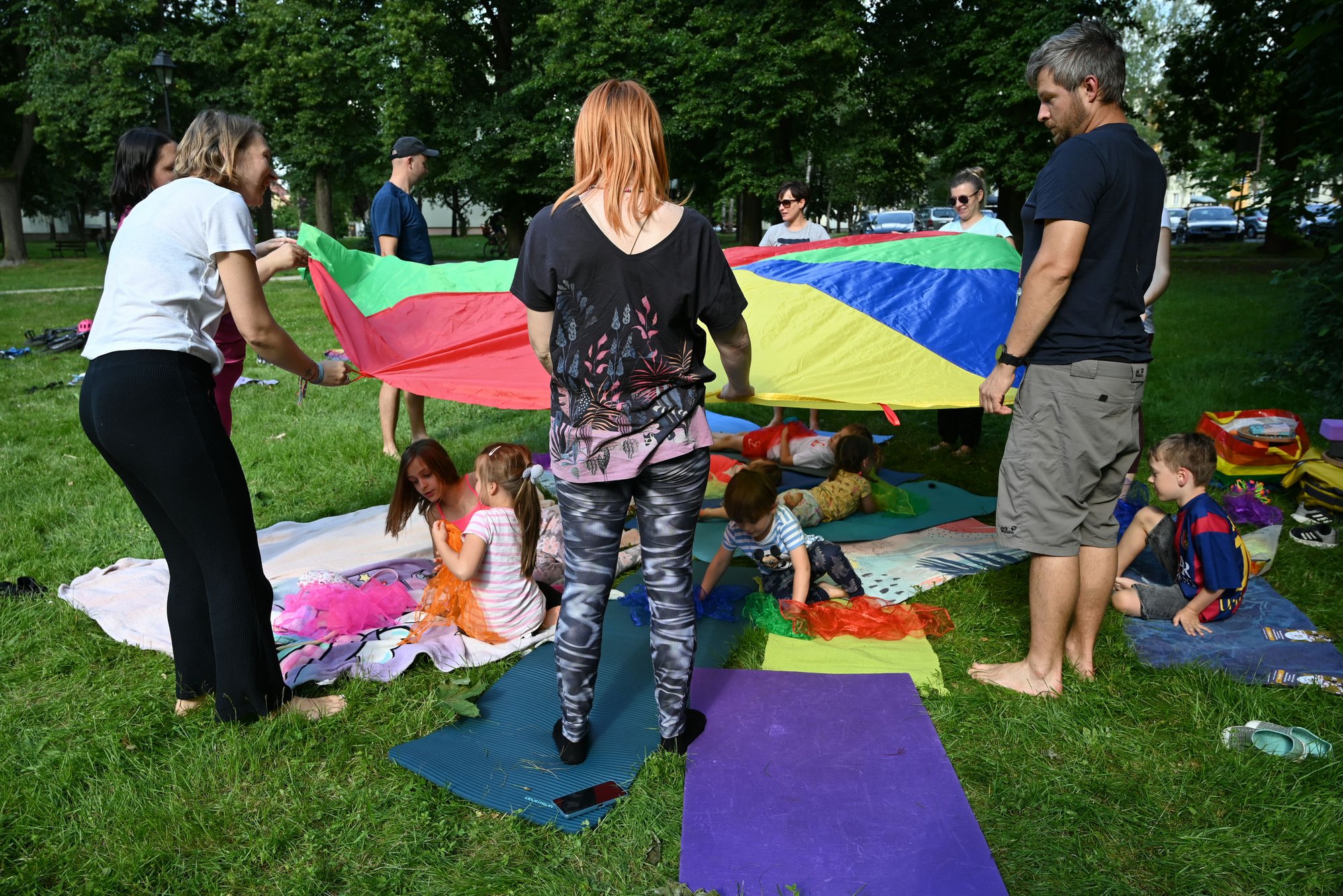 joga-rodzinna-w-parku-116746