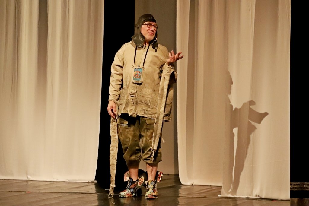 spektakl-teatru-maska-z-zaproszeniem-na-sri-lanke-116826