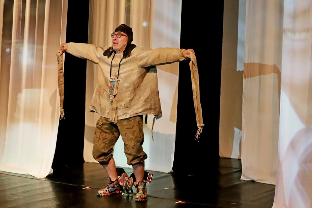 spektakl-teatru-maska-z-zaproszeniem-na-sri-lanke-116826