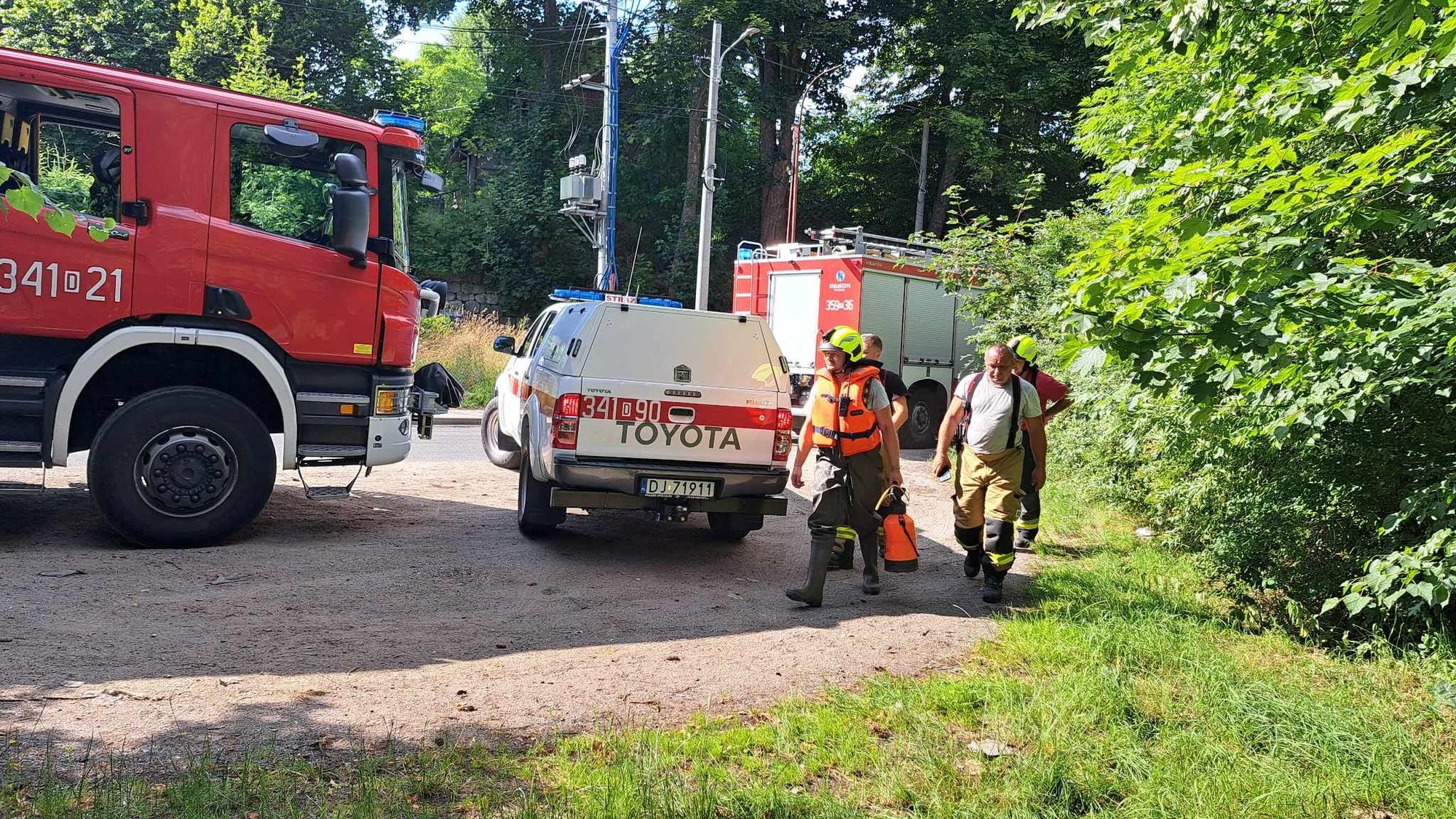 paliwo-z-autobusu-skazio-potok-aktualizacja-116861
