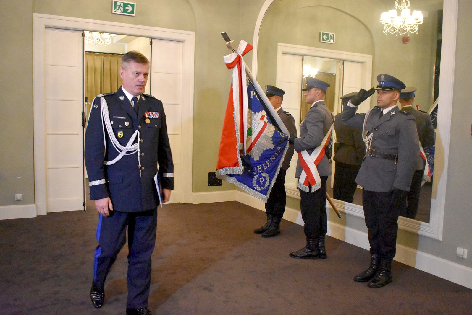 na-swieto-policji-awanse-nagrody-i-podziekowania-116892