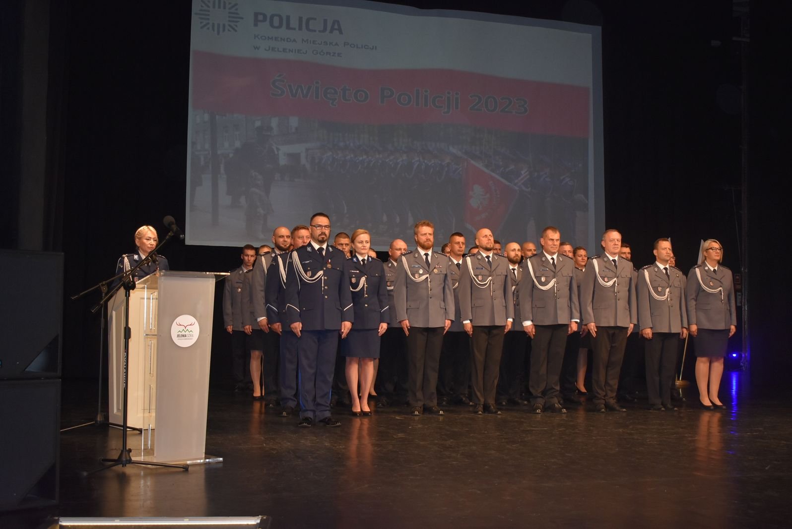 na-swieto-policji-awanse-nagrody-i-podziekowania-116892