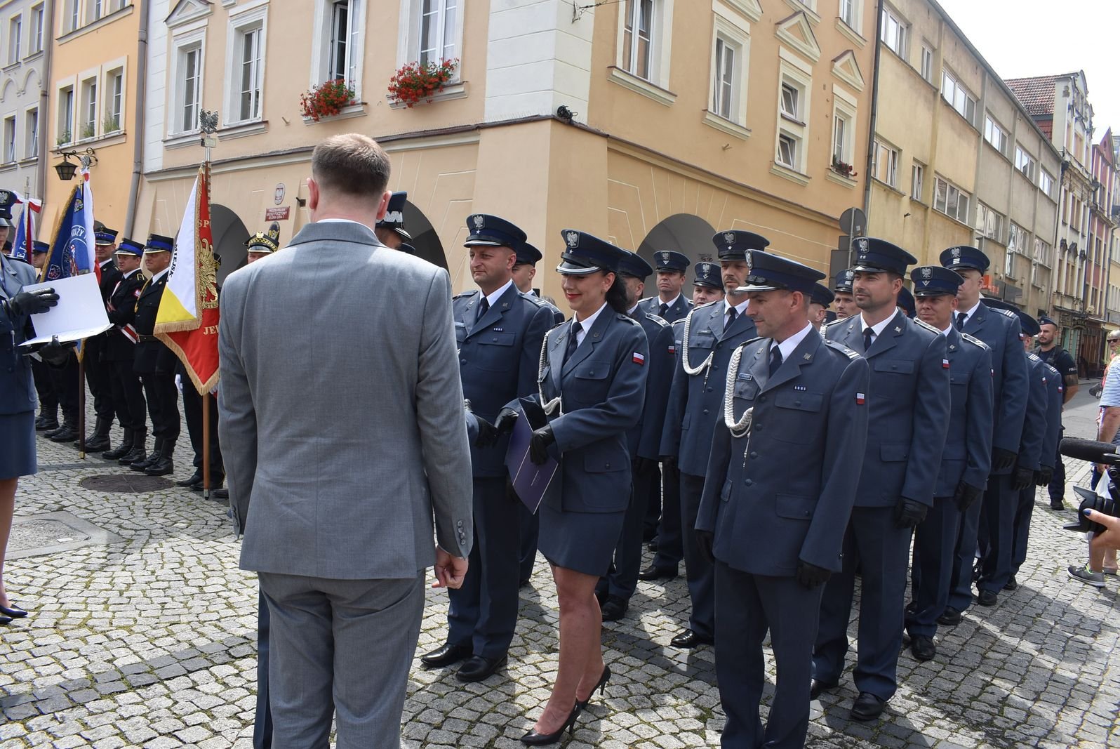 sztandar-dla-aresztu-sledczego-116920