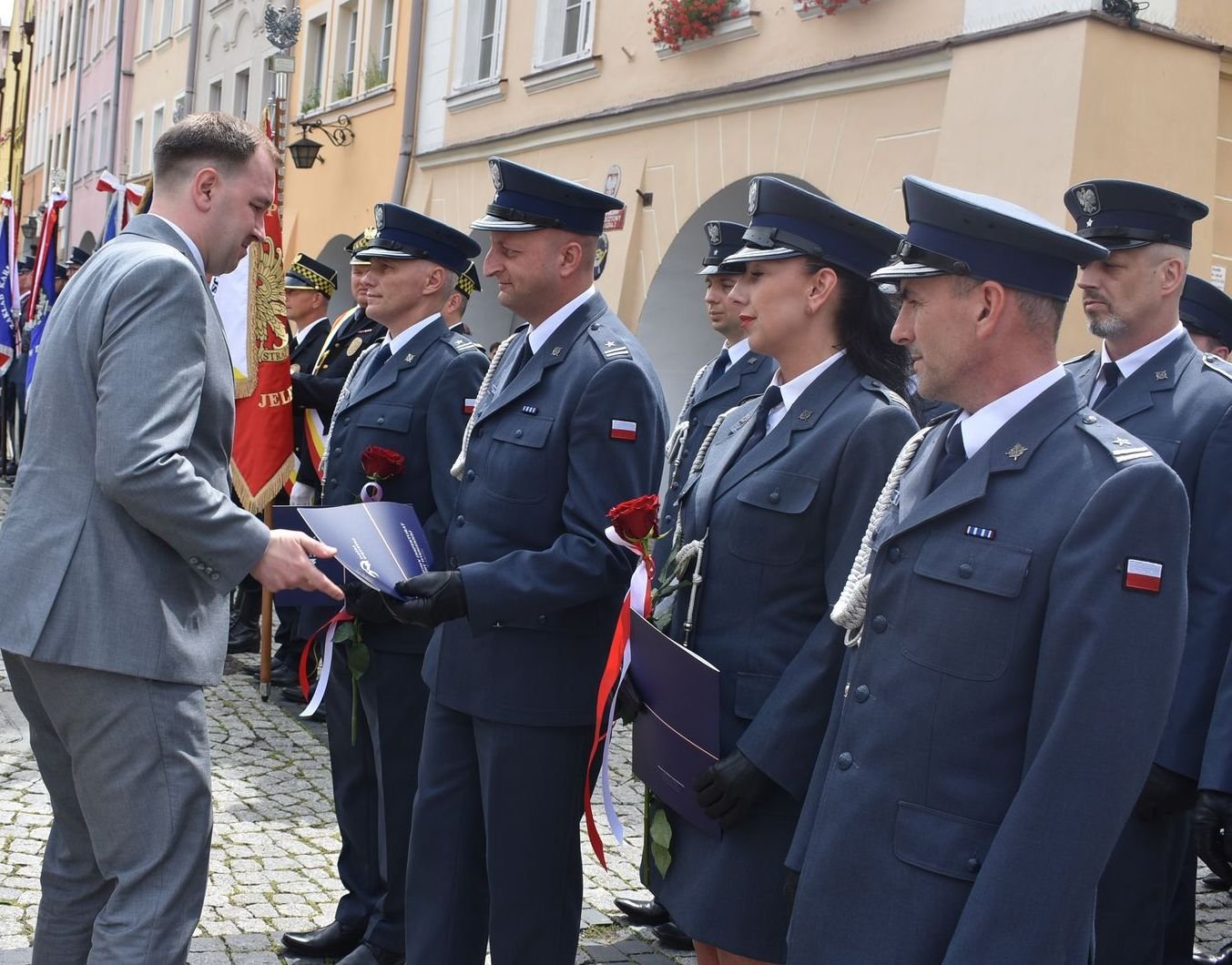sztandar-dla-aresztu-sledczego-116920