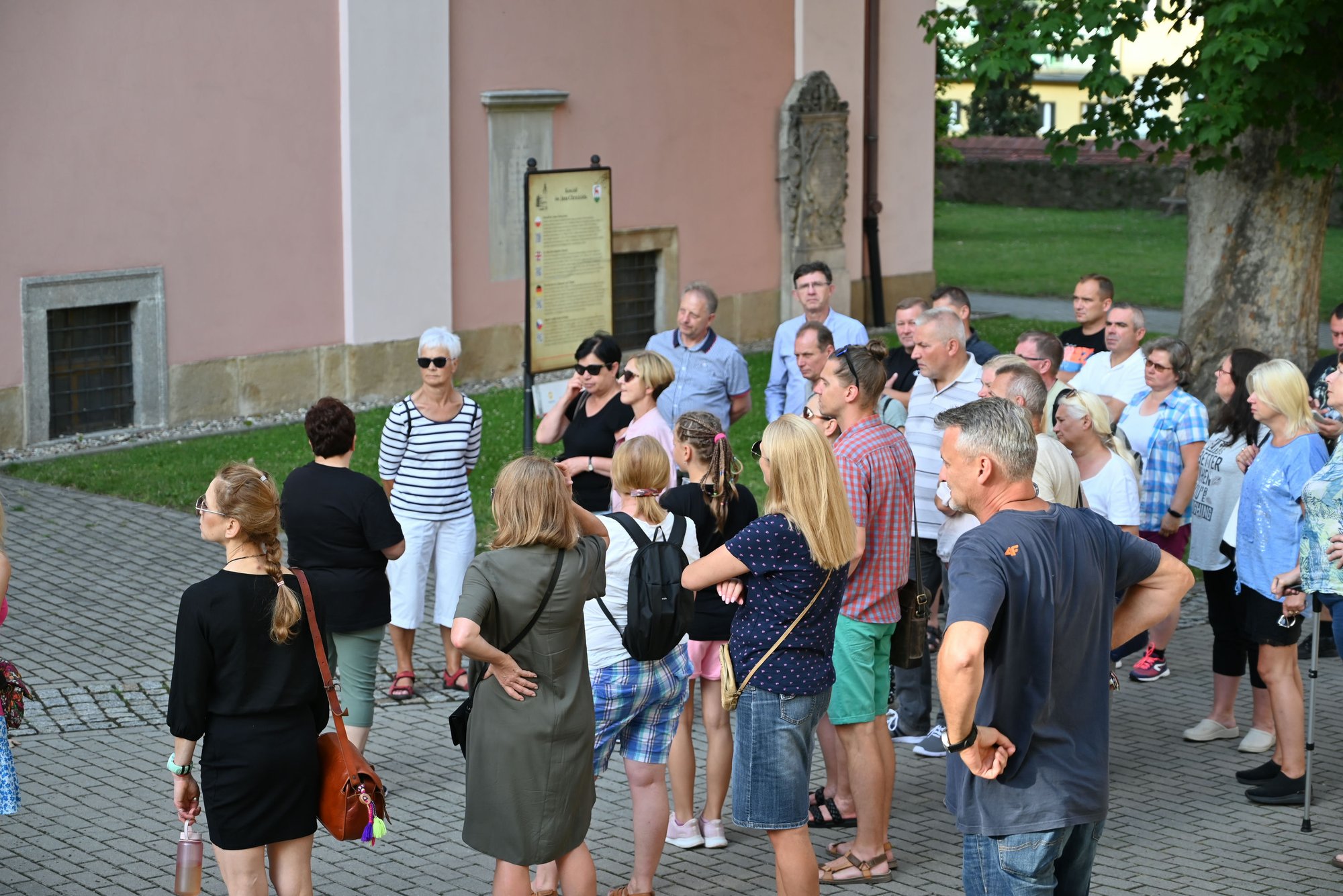 spacerkiem-po-cieplicach-116931