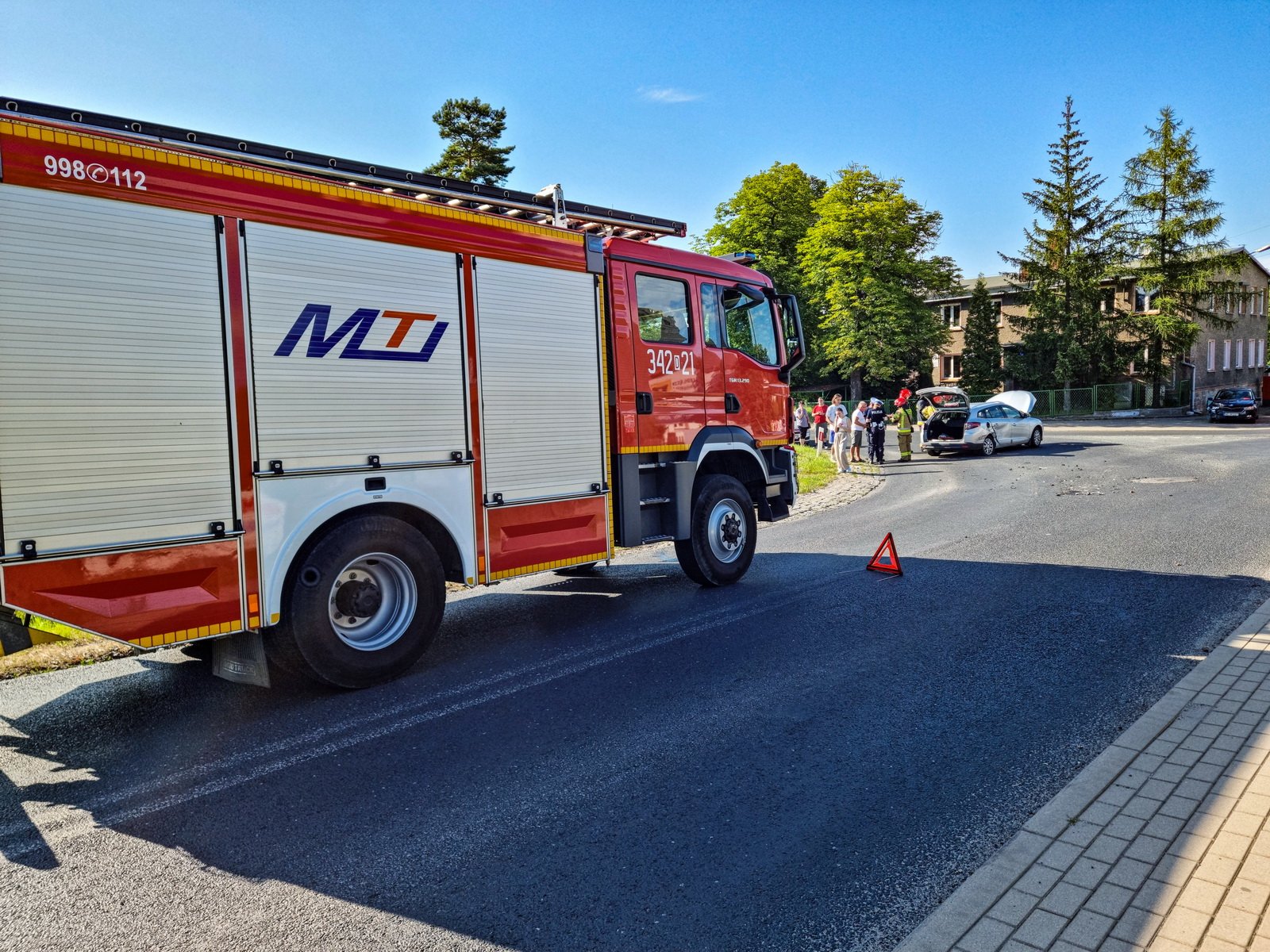 zderzenie-samochodow-w-jezowie-sudeckim-117017