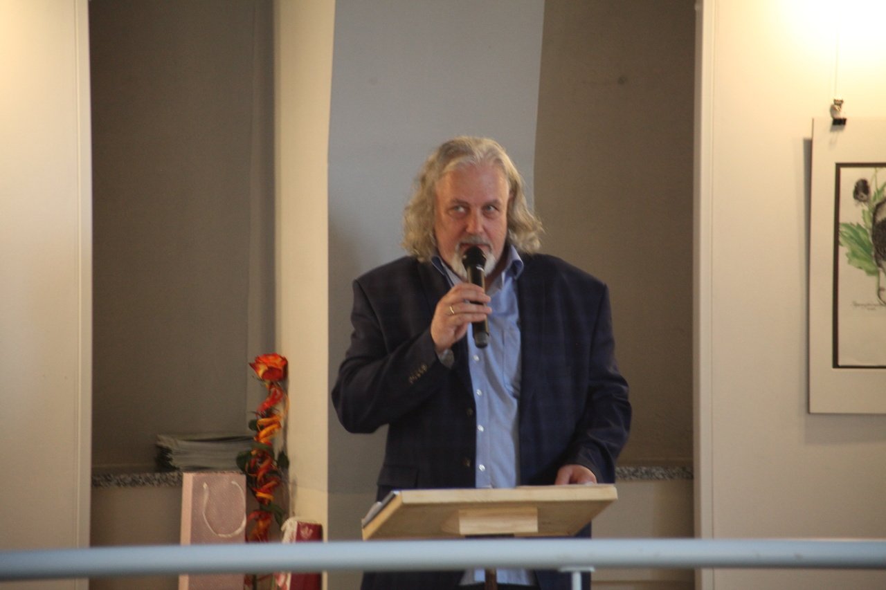 w-cieniu-sowafinisaz-117022