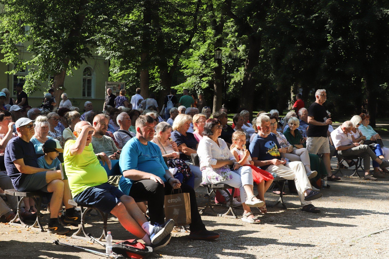osiej-z-osiecka-promenadowo-117024