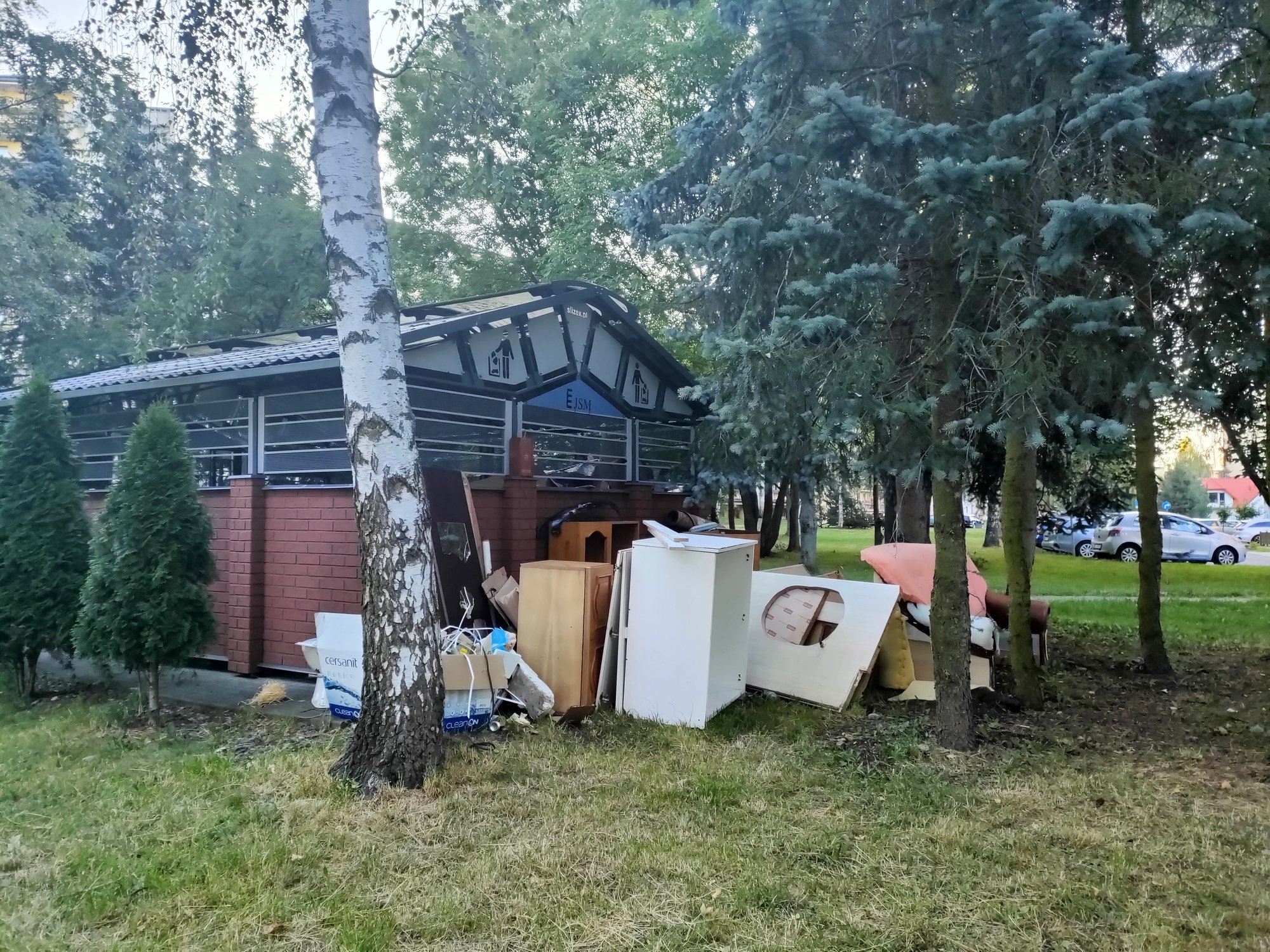 wysypisko-pod-boksem-117083