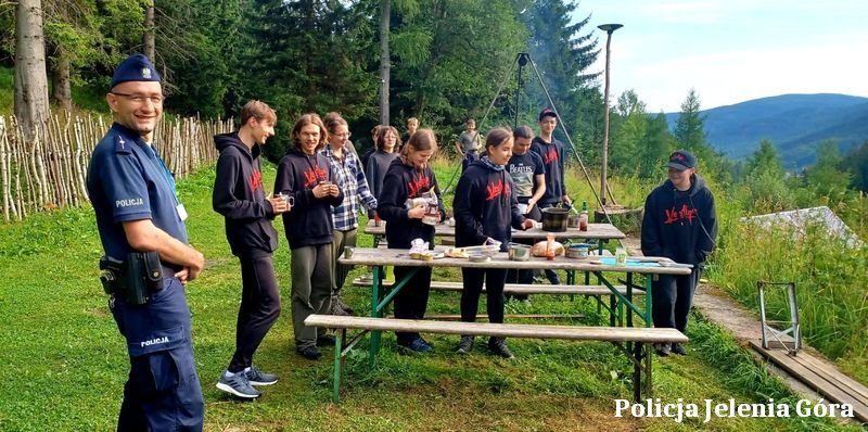 dzielnicowi-u-harcerzy-117132