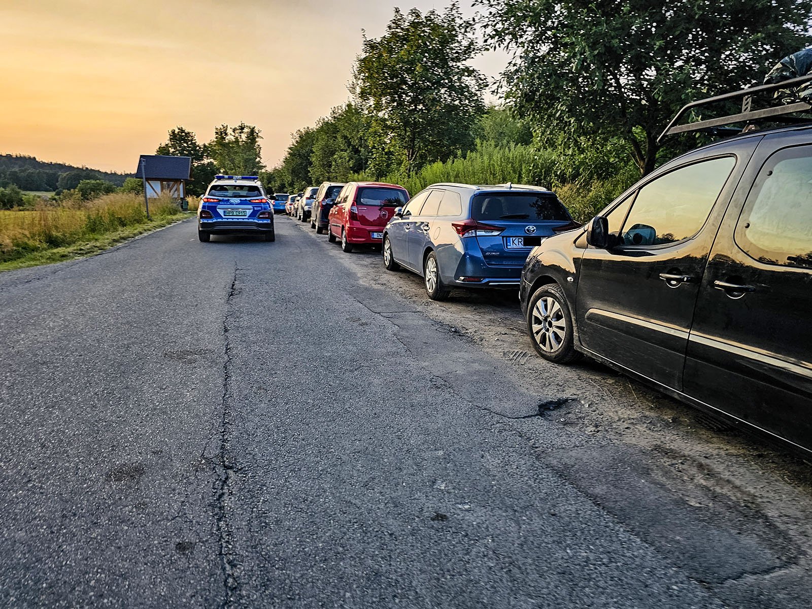 nielegalna-impreza-mieszkancy-znekani-policja-bezradna-117149