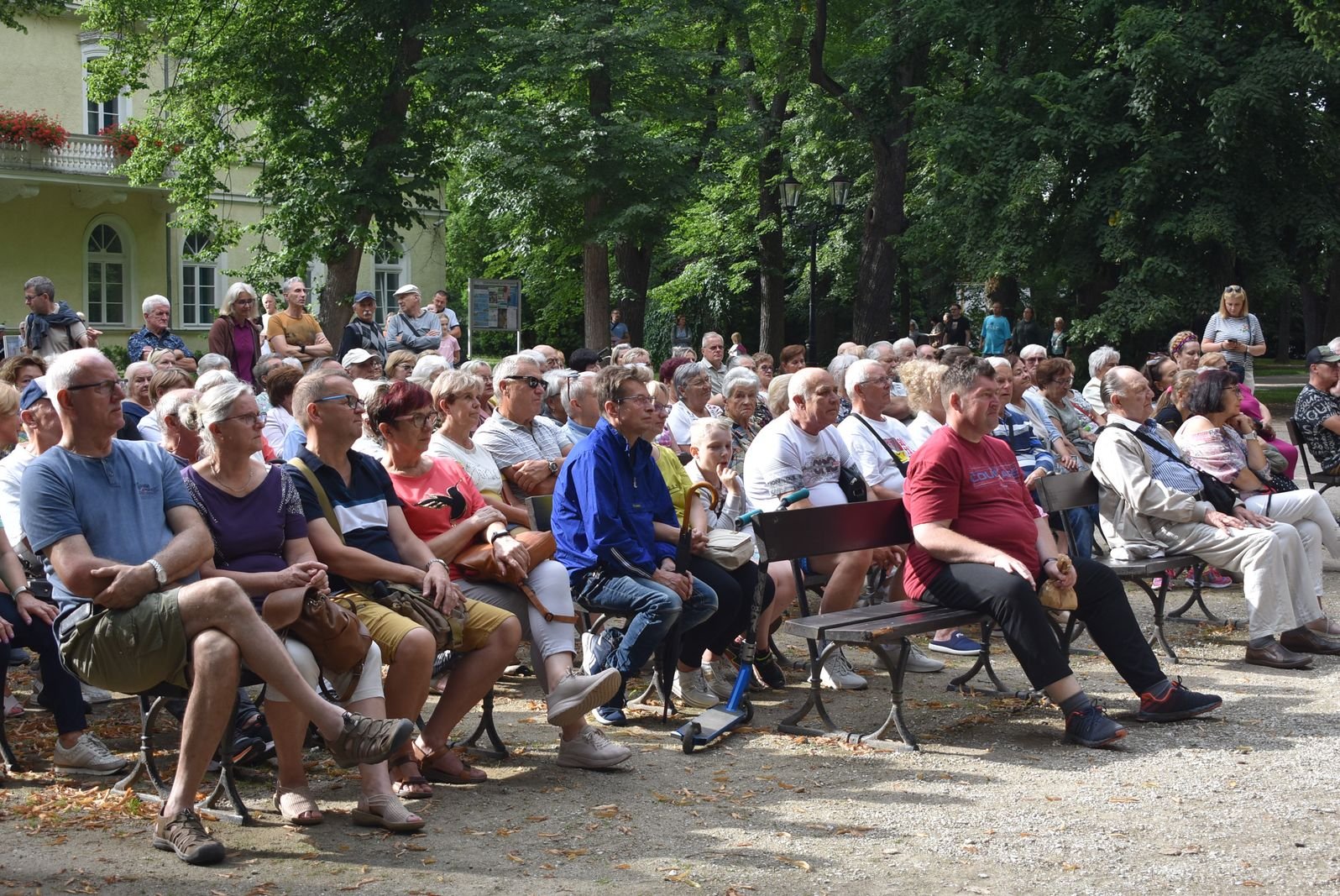 promenadowy-koncert-zespou-ama-trio-117290